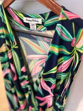 Tommy Bahama Dress tropical size small floral sleeveless
